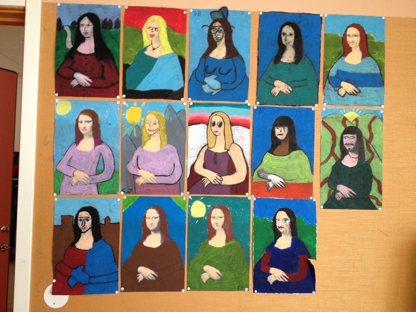 Klass 6B:s egna tolkningar av Leonardo da Vincis Mona Lisa. Bilden är från Kalix Nytt.