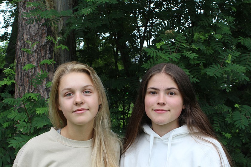 Ines Brännvall Eneslätt och Linnea Engren.