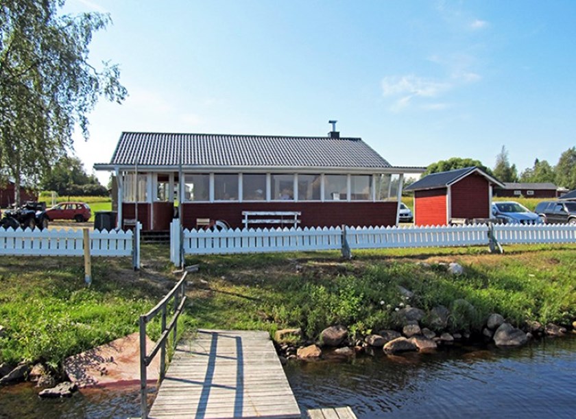 Bygdegården kallad "Ladan" i Holmträsk, Foto: Viktor Nilsson. 