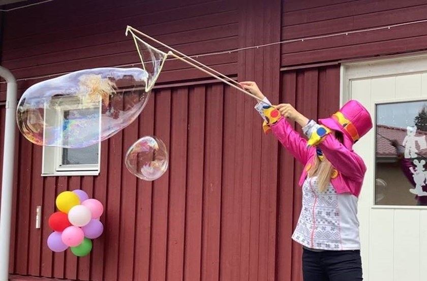 Det blåstes bland annat såpbubblor dagen till ära.