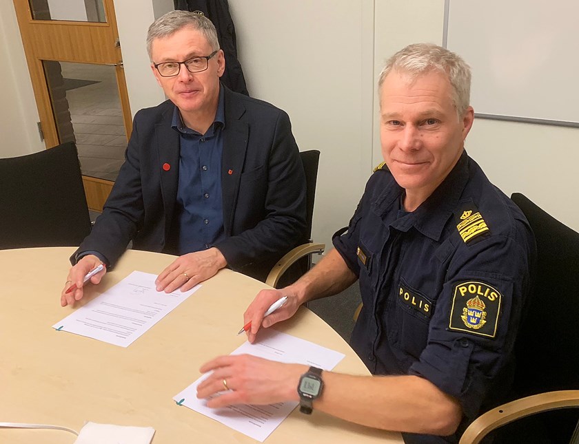 Tommy Nilsson, kommunalråd Kalix kommun och Lars Öberg, lokalpolisområdeschef Östra Norrbotten.