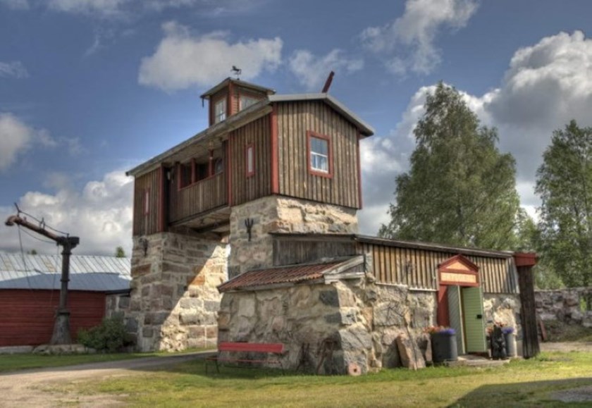 Gårdsmuseét i Bjumisträsk. Foto: Töre.nu.