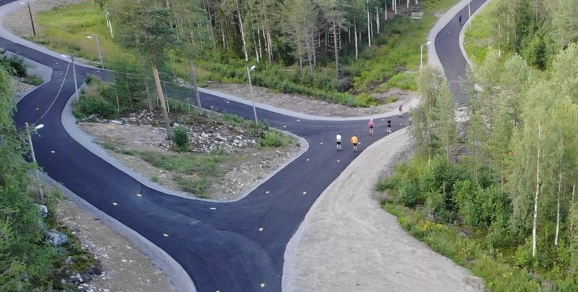 Tillgänglighetsbanan vid Djuptjärns skidstadion.